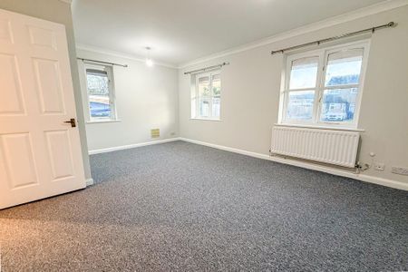 3 bedroom semi-detached house to rent - Photo 2