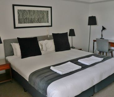 FULLY FURNSIHED STUDIO APARTMENT - Photo 5