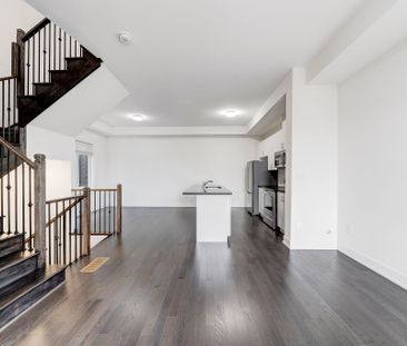 For Lease - 1401 Clarriage Court, Milton, Ontario - Photo 4