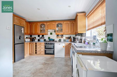 3 bedroom semi-detached house to rent - Photo 5