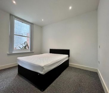 2, 25 Ulsterville Avenue, Belfast, BT9 7AS - Photo 3