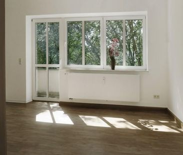 Individuell Wohnen im Bauhaus-Stil! Offene Küche // Großer Balkon /... - Foto 1