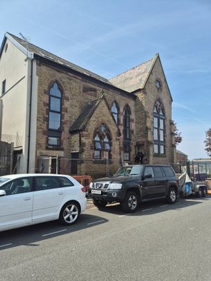 Room in a Shared House, Tetlow Church, L4 - Photo 1