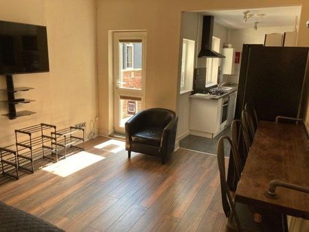 6 bedroom house share to rent - Photo 2