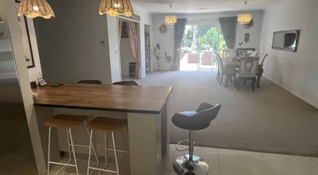 A High Quality Home in Highlands Park - Photo 2