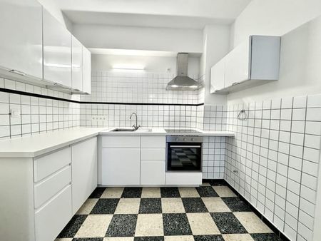 Appartement te huur - Photo 3