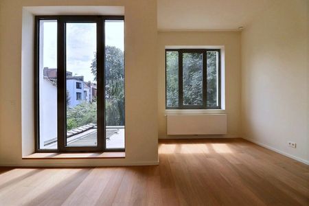 Chatelain - 6-bedroom house - Photo 3