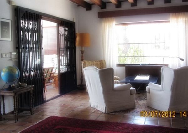 Super Rustic Villa in Entre Naranjos Y Flores Alfaz Del Pi For Long Term Rental