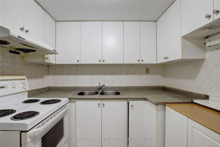 For Lease - 14 Angus Drive Unit# Lower, Toronto, Ontario - Photo 3