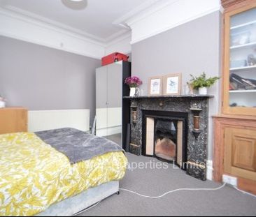 5 Bed Student Houses in Woodhouse - Photo 2