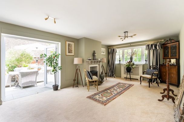 3 bedroom semi-detached house to rent - Photo 1