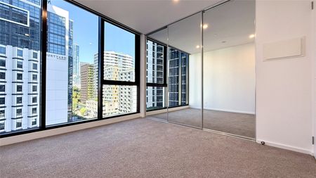 901/408 Spencer Street - Photo 2