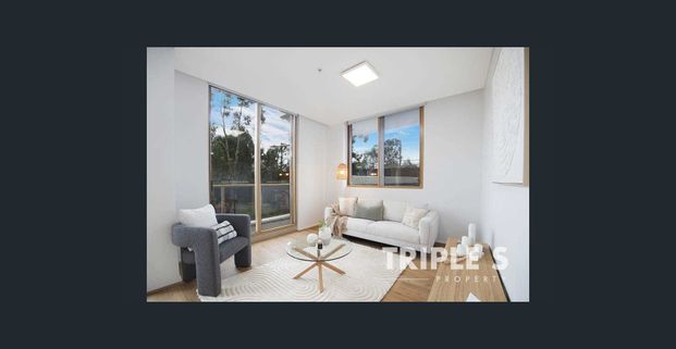 Bright North Facing with Water & Park view UNFURNISHED!! - Photo 1