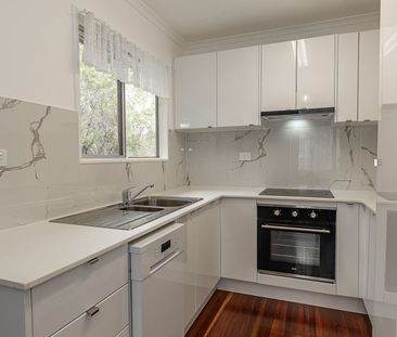 28 Davies Street, Mount Louisa - Photo 6