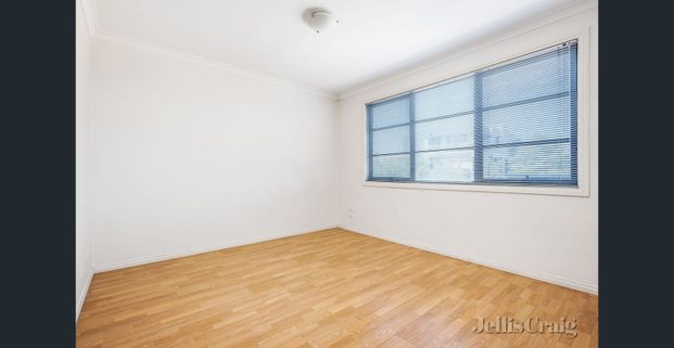 Gem in McKinnon High School Zone - Photo 1