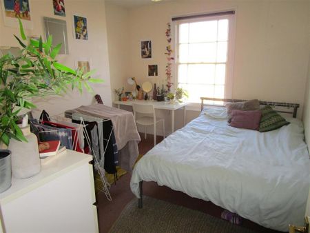 6 bedroom terraced house to rent - Photo 5