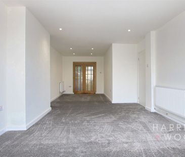 Heath Road, Wivenhoe - Photo 2