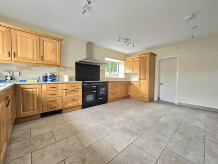 82 Portglenone Road, Randalstown, BT41 3EH - Photo 5