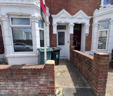 5 bedroom house of multiple occupation to rent - Photo 6