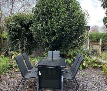 Trafford Road Room 3 - Photo 5