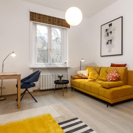 Perfect Single Living - Photo 2