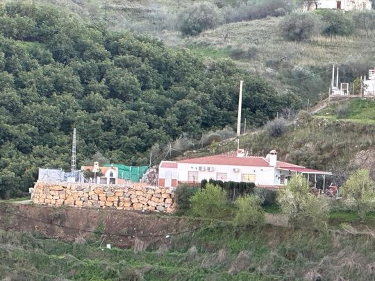 Alquiler de finca rústica en Arenas - Photo 1