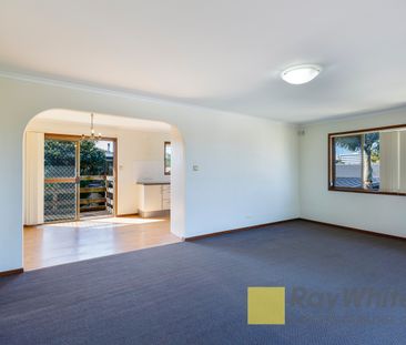 $800 per week / $3,200 Bond - Photo 1