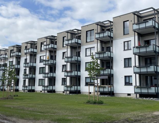 Mit Küche anmieten ab 1.02. möglich! Moderne 2-Zimmer-Wohnung in Wolfsburg Vorsfelde mit Balkon - Foto 1