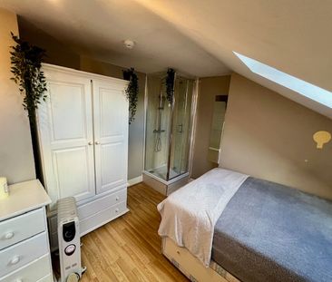 Room in a Shared House, Lena Gardens, W6 - Photo 4
