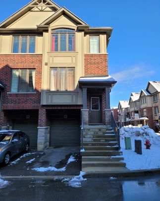 For Lease - 6 Pringle Lane, Hamilton, Ontario - Photo 1