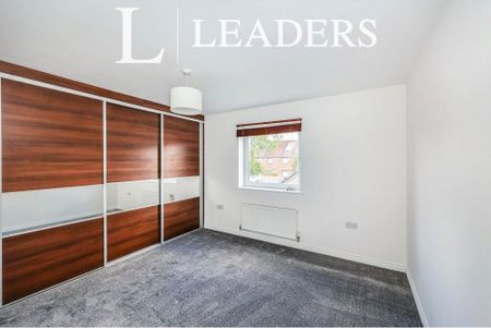 3 bedroom townhouse to rent Coulter Road, Waterlooville, Hampshire, PO7 - Photo 3