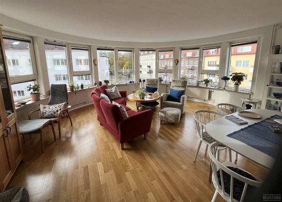 Hjälmshultsgatan 6 - Foto 1