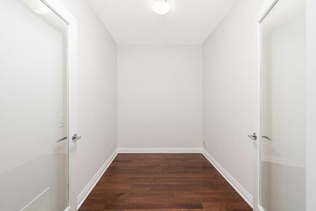 For Lease - 1055 Southdown Road Unit# 310, Mississauga, Ontario - Photo 3