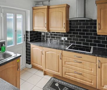 Cedar Avenue, Runcorn, WA7 5HS - Photo 6