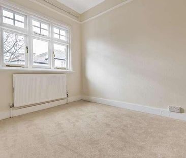 Ascot, Berkshire, SL5 - Photo 6