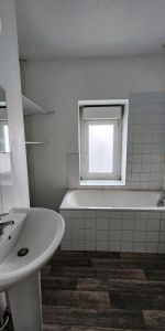 Location Appartement 3 pièces 49m² CAMBRAI 59400 - Photo 3