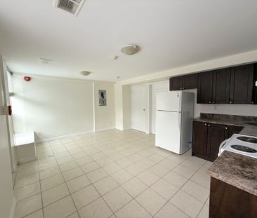 For Lease - 1 Clinton Street Unit# 3, Toronto, Ontario - Photo 2