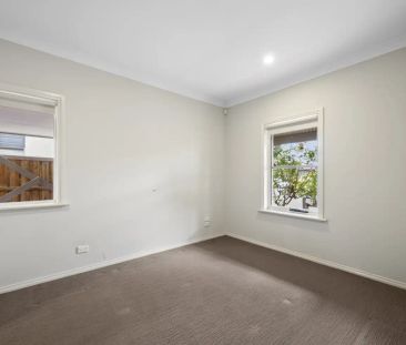 “Low-Maintenance Living in a Prime Location” - Photo 4