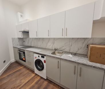 Studio Flat, Beethoven St, W10 - Photo 5