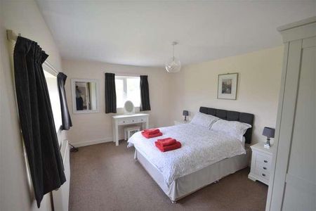 Hoargate Lane, Longford, Ashbourne, DE6 - Photo 4