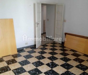 Bilocale piazza Antonio Gramsci 15, Centro Storico, Albano Laziale - Photo 2
