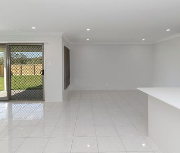 4 Bedroom Home - Photo 3