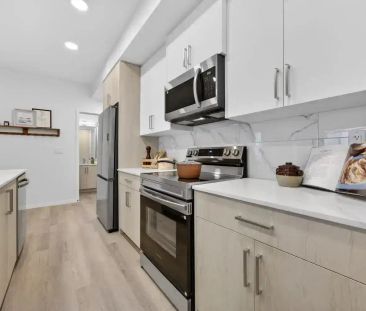 Ascent at Belvedere — 1 bedroom - Photo 2