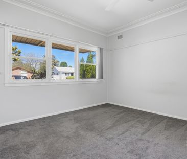 “Walk to town with EXTRA storage space - Photo 3