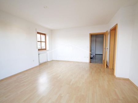 Kompakte 3-Zimmer-Ergeschoss-Whg. mit EBK und Garage in ruhiger Lage von Töging (Ref. 0001440) - Foto 2