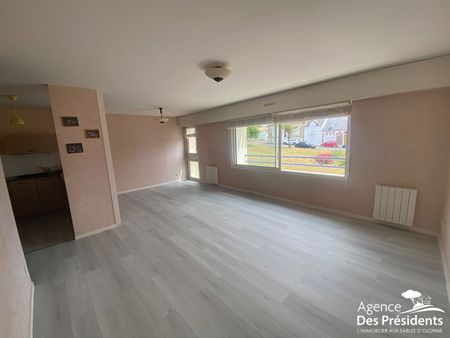 Location Appartement 2 pièces 54m² - Photo 3