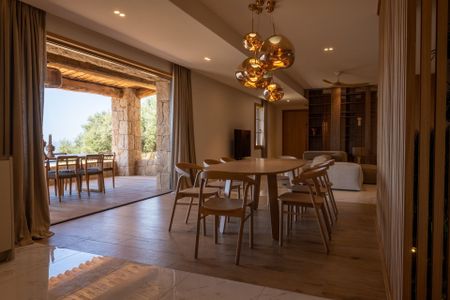 Rental House Ajaccio 6 Rooms 200 m² - Photo 2