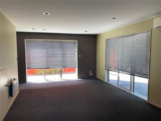 4/56 Brockworth Place, Riccarton, Christchurch City - Walk to Hagley Park, Hospital and the City - Photo 1