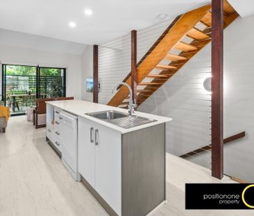 Modern 3-Level Townhouse in Boutique Complex - Photo 6