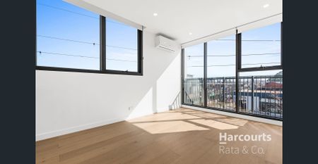 Premium Preston Living with Everything at Your Doorstep - Photo 2
